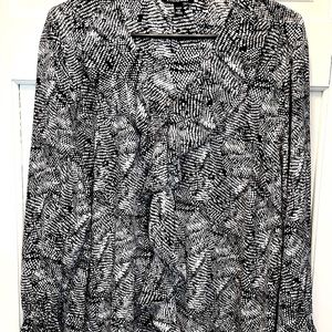 NWOT Roz & Ali 3X Black/White Print Top